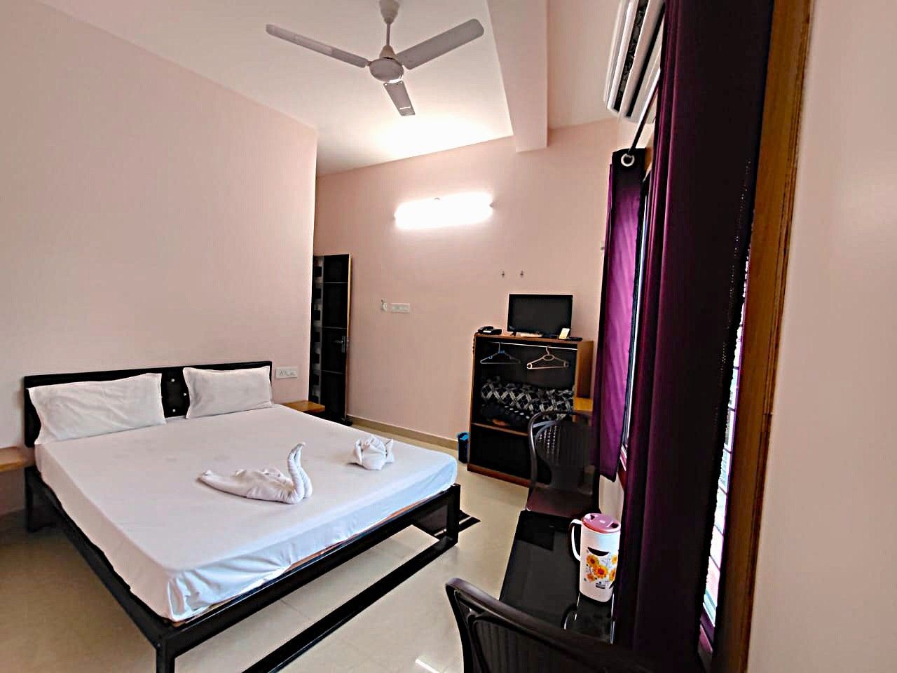 Room 4
